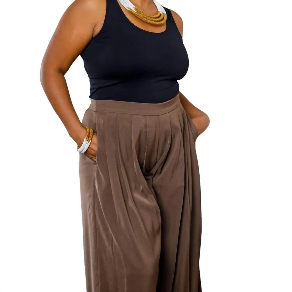 Mulla Women's Pleated Pants In Brown 2