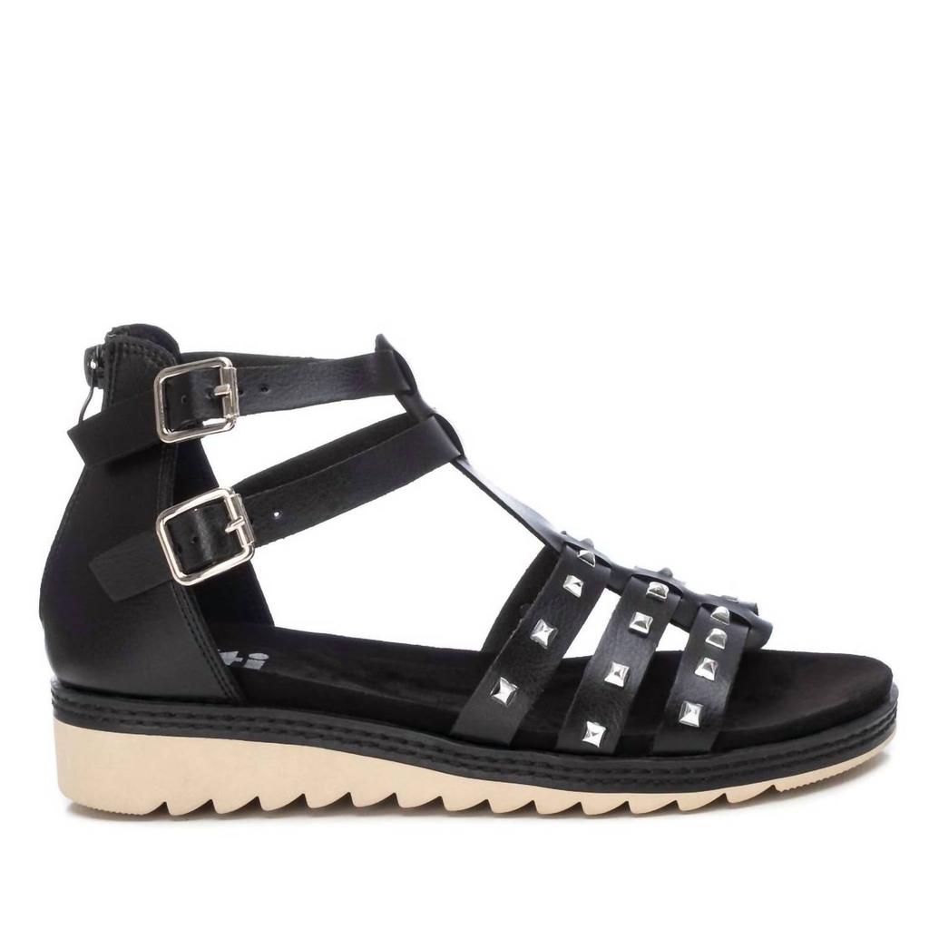 Xti Women's Flat Sandals With Gold Studs In Black