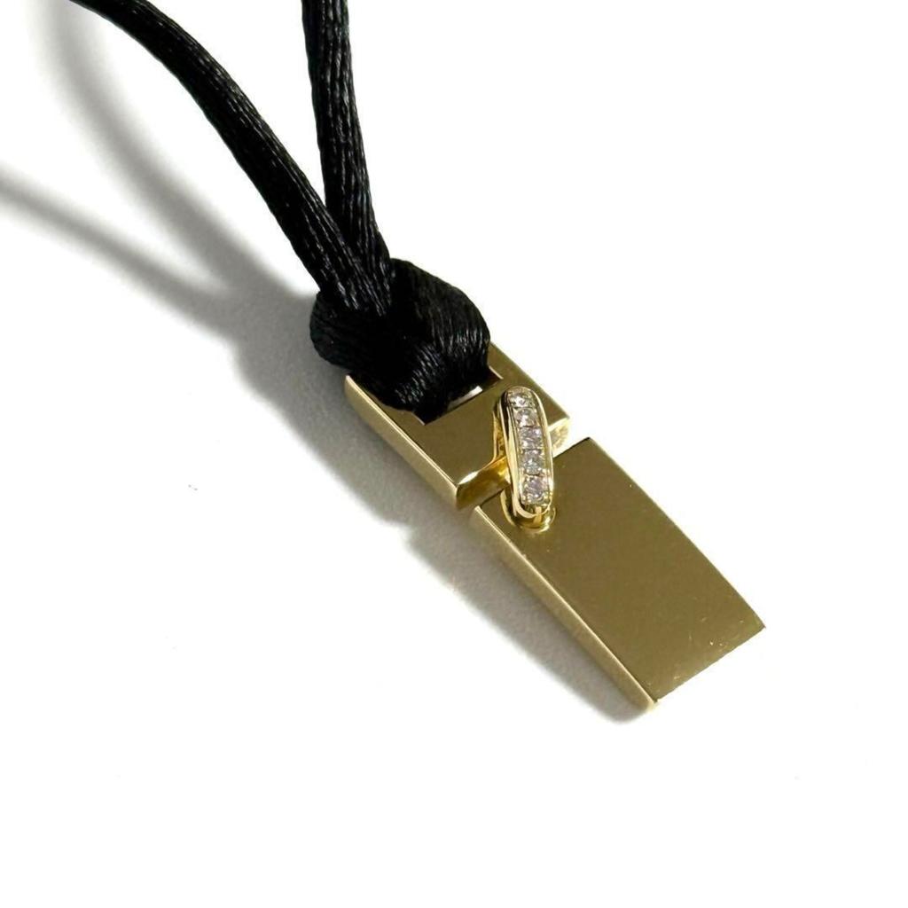 Chaumet yellow  (18K) Pendant Necklace (Pre-Owned)