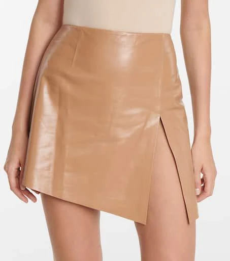 Zeynep Arçay Leather miniskirt 4