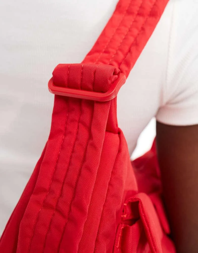 Baggu Baggu cargo nylon shoulder bag in candy apple red 4