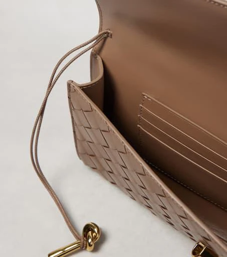 Bottega Veneta Andiamo Intrecciato leather clutch 3