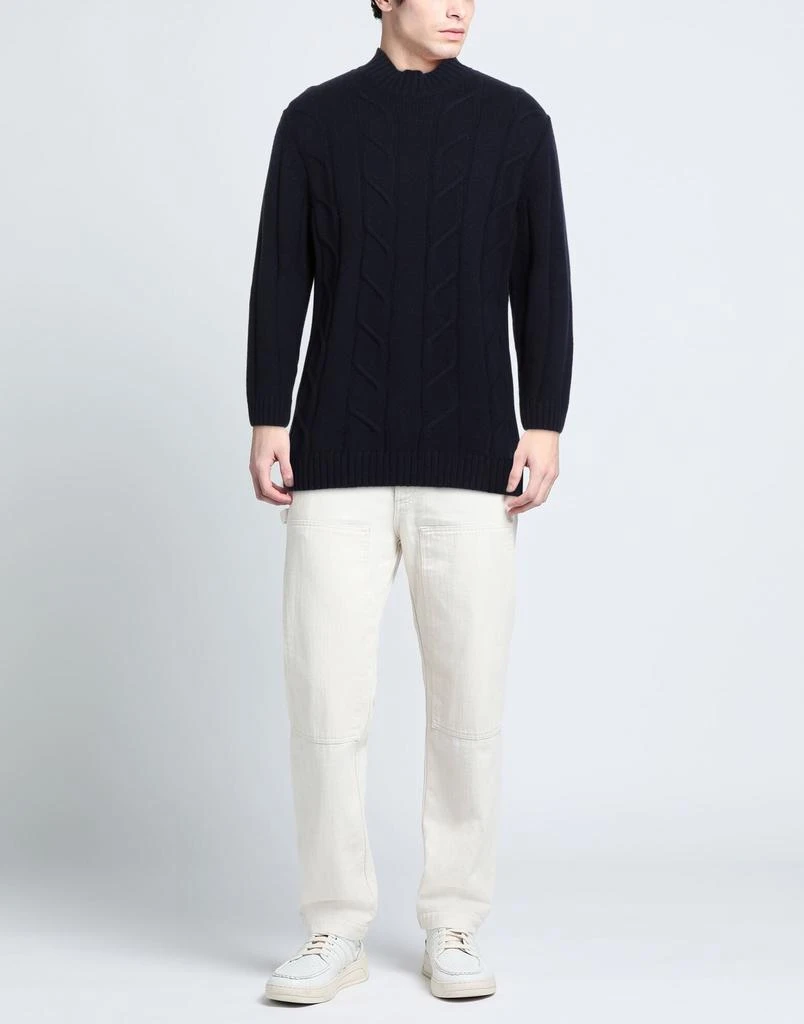 Heritage Turtleneck 2