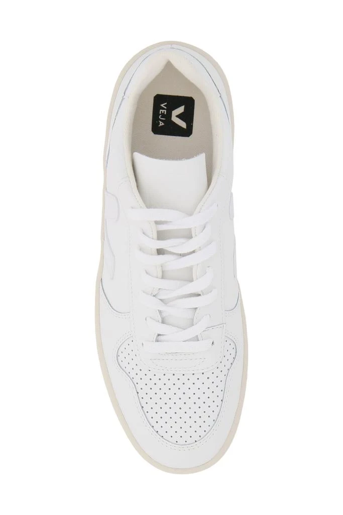 Veja leather v-10 sneakers 2