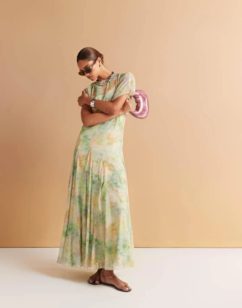 chinese dress ladies Iris Long Sleeve Satin Maxi Dress / Sage | Meshki