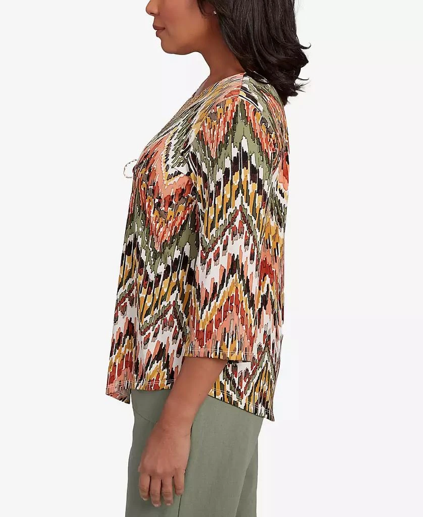 Alfred Dunner Women's Copper Canyon Ikat Chevron Top with Necklace 4