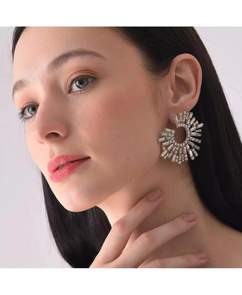 SOHI Snowflake Drop Earrings 3