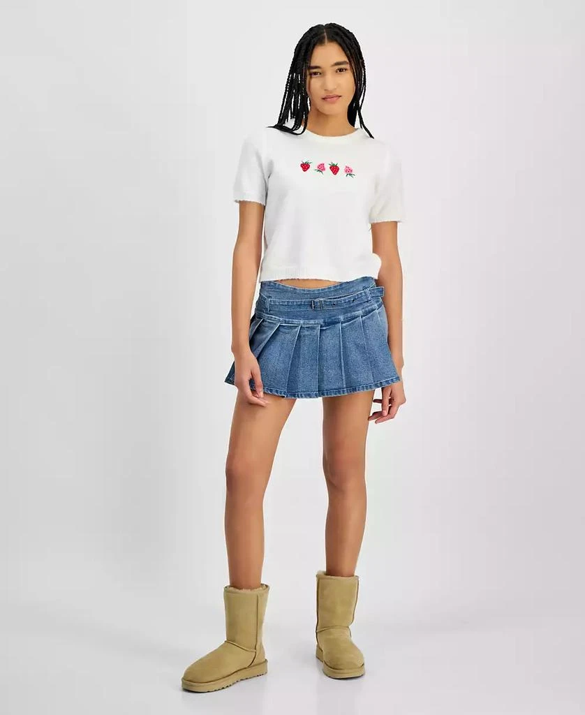 Hooked Up by IOT Juniors' Strawberries Short-Sleeve Pullover Sweater 2