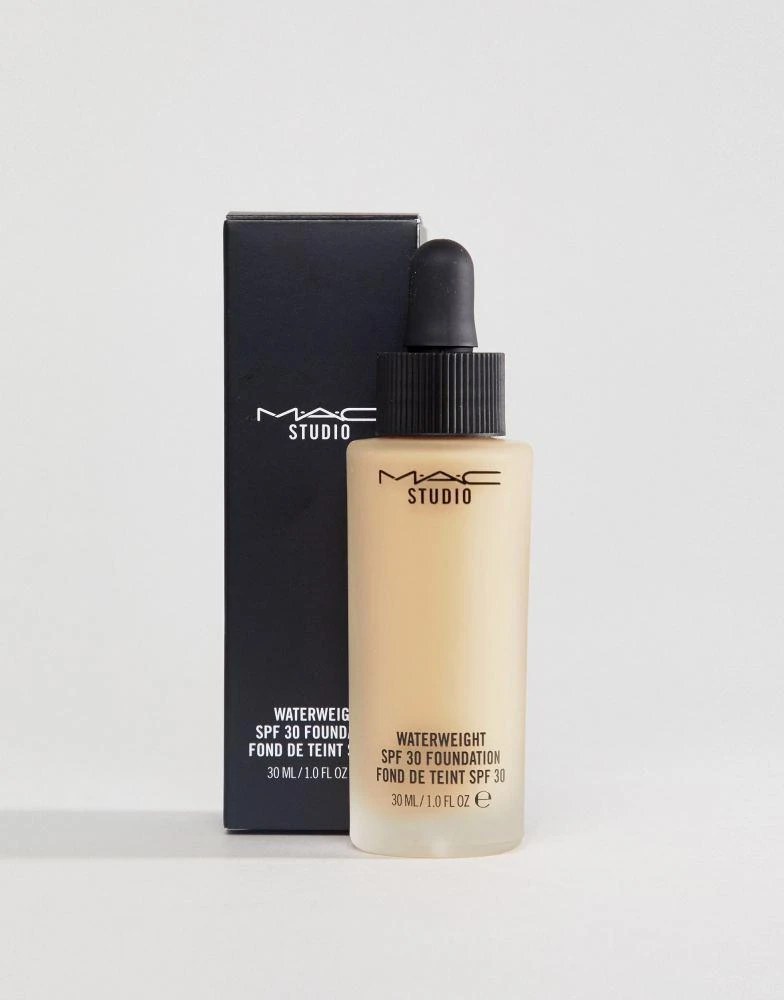 MAC MAC Studio Waterweight SPF 30/PA++ Foundation 5