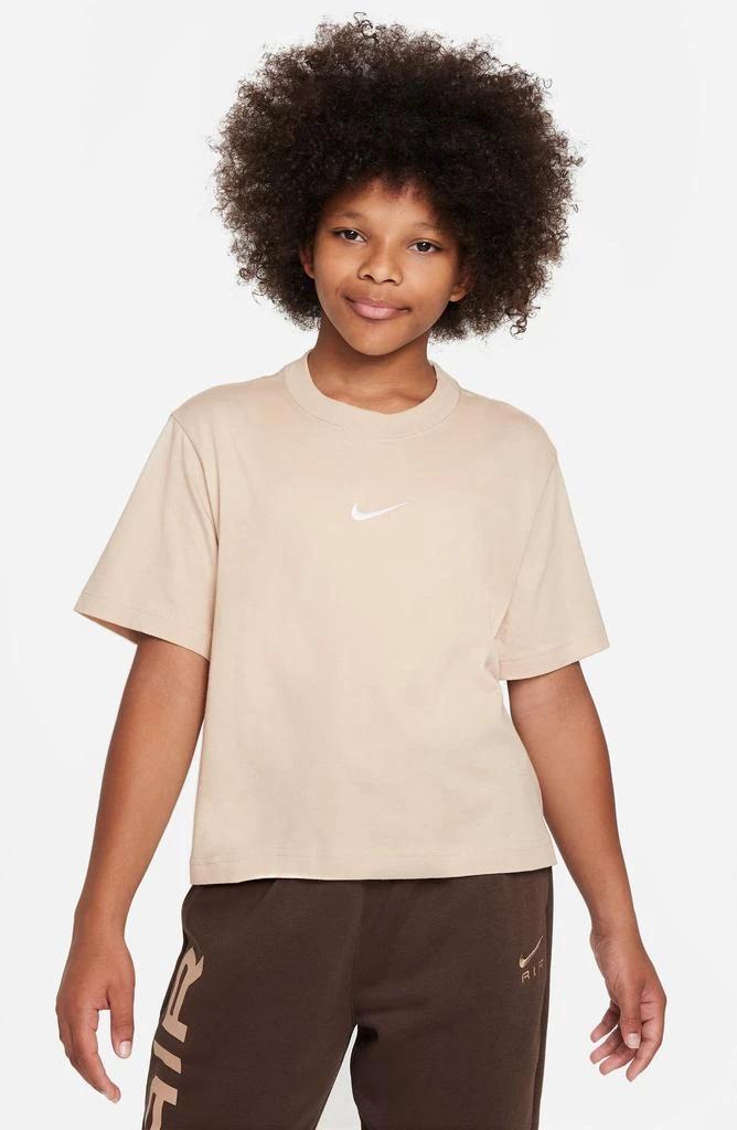 Sportswear Kids' Essential Boxy Embroidered Swoosh T-Shirt – On
