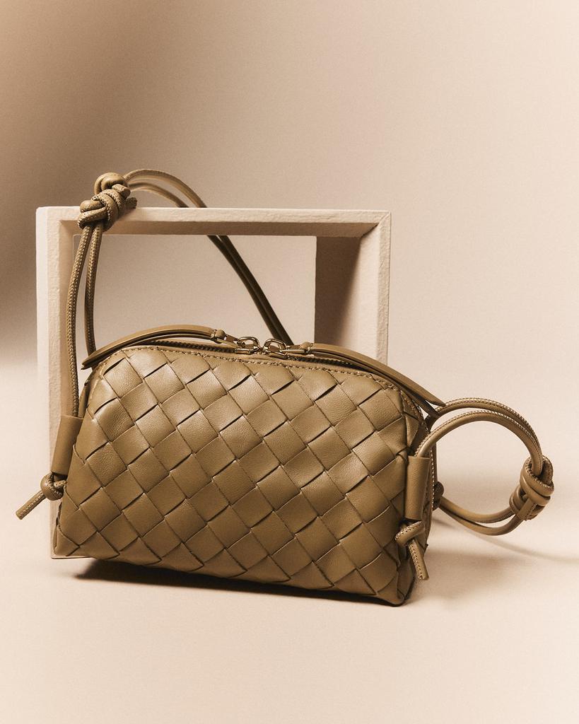 Bottega Veneta Zip Leather Pouch Shoulder Bag - Shoulder