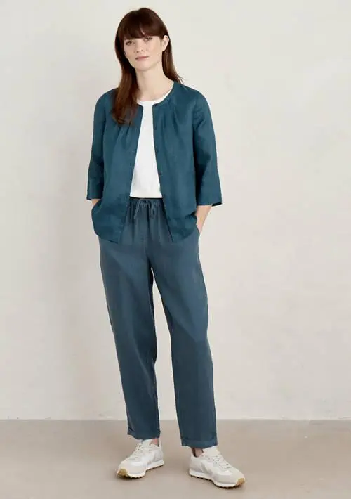 Seasalt Cornwall Women's Wild Fennel Button Through Linen Top 3