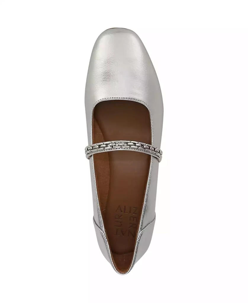 Naturalizer Women
s Kelly-Chain Square Toe Mary Jane Flats 3