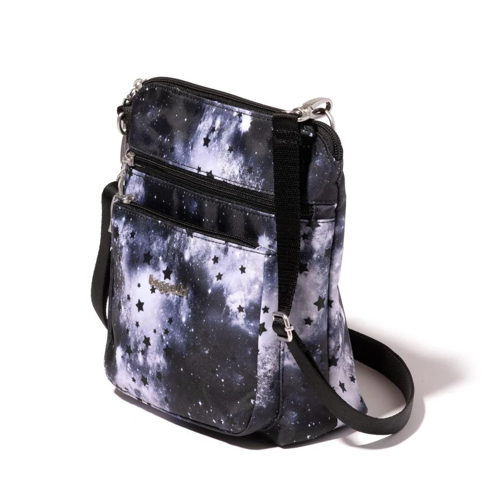 Baggallini Modern Pocket Crossbody 1