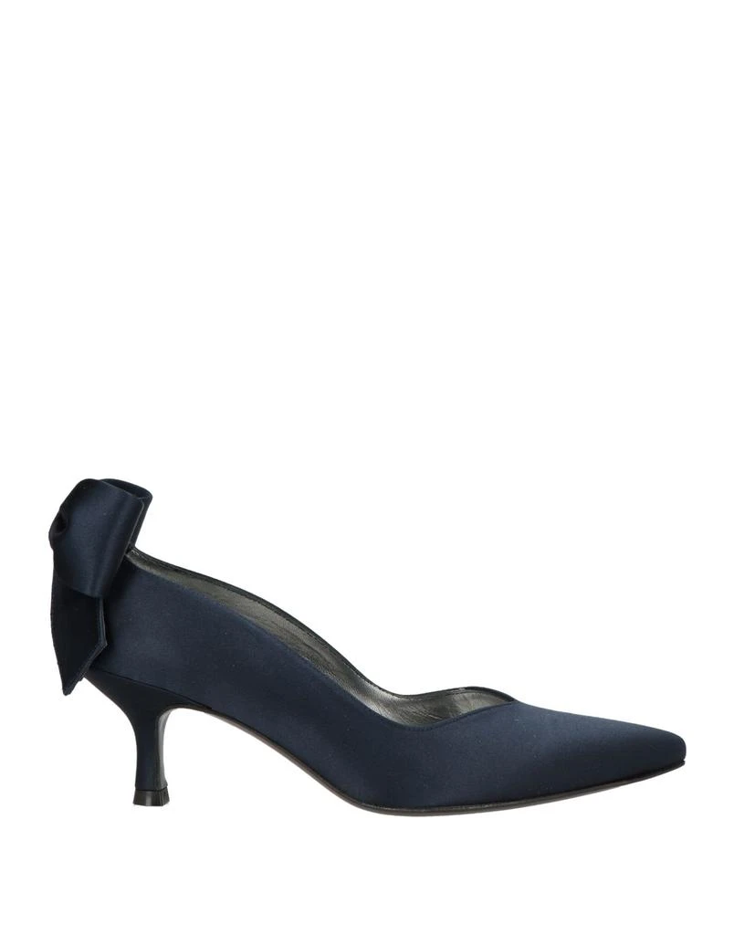 Stuart Weitzman Pump 1