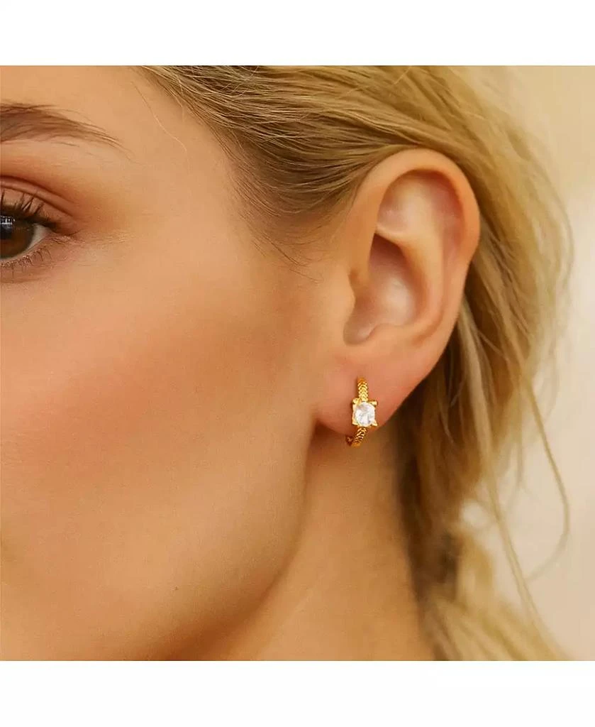 Dloria Lila Square-Cut Huggie Hoop Earrings 4