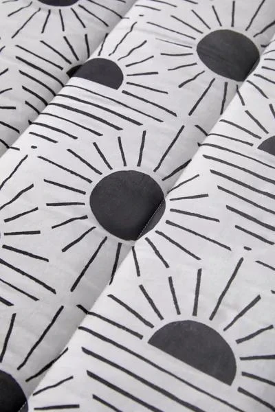 Urban Outfitters Geo Sun Printed Quilt Set 4