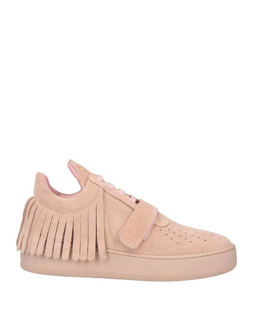 Filling Spaces Sneakers