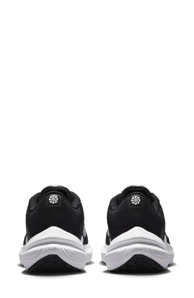 NIKE Air Winflo 10 Running Shoe 3