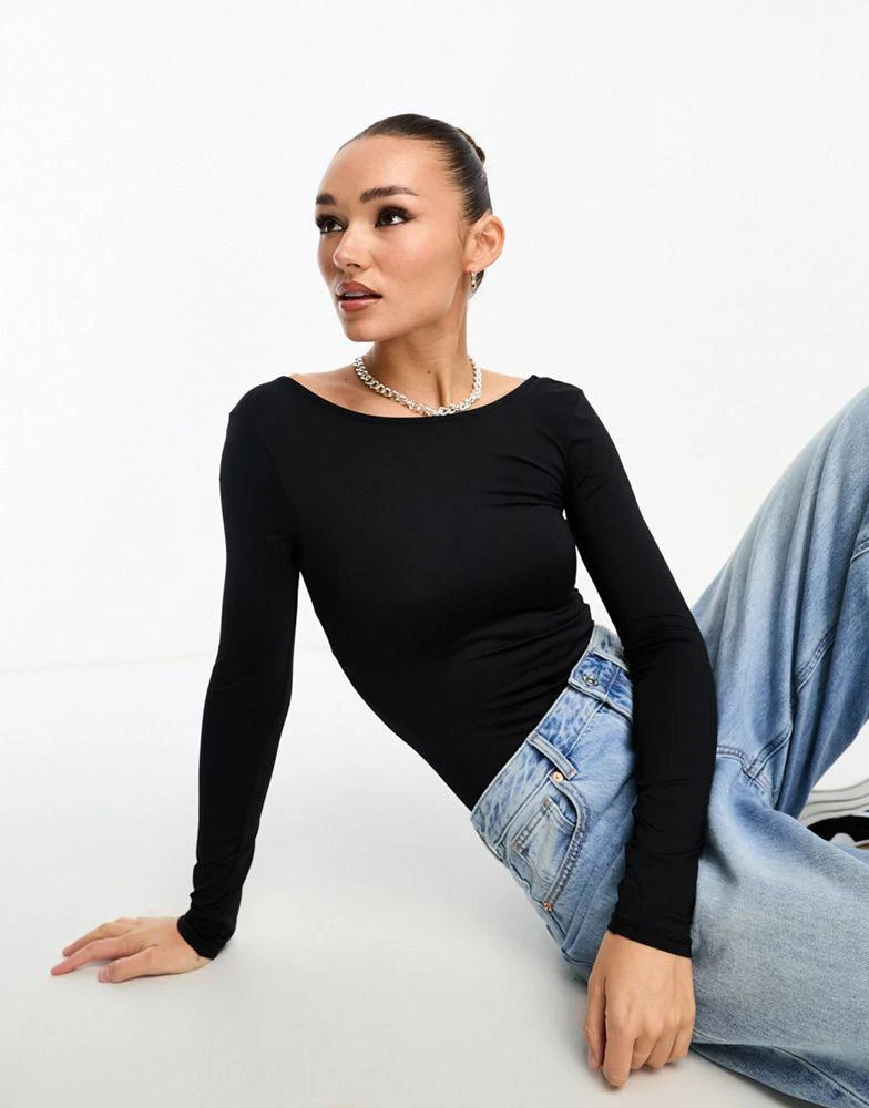 Stradivarius Stradivarius seamless body with open back in black 1