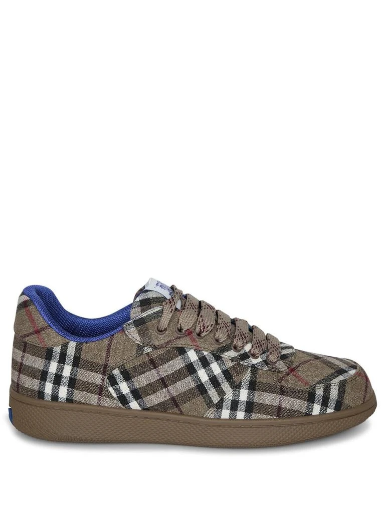 Burberry Burberry Sneakers 1
