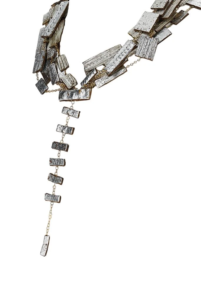 GFW Artistic Hand-Dyed Silver Necklace With Classic Clasp 2