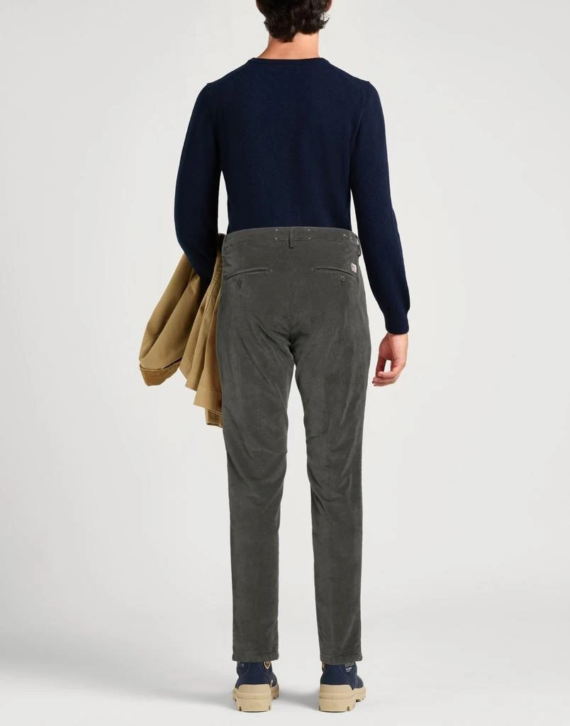 ROŸ ROGER
S ROŸ ROGER
S 3