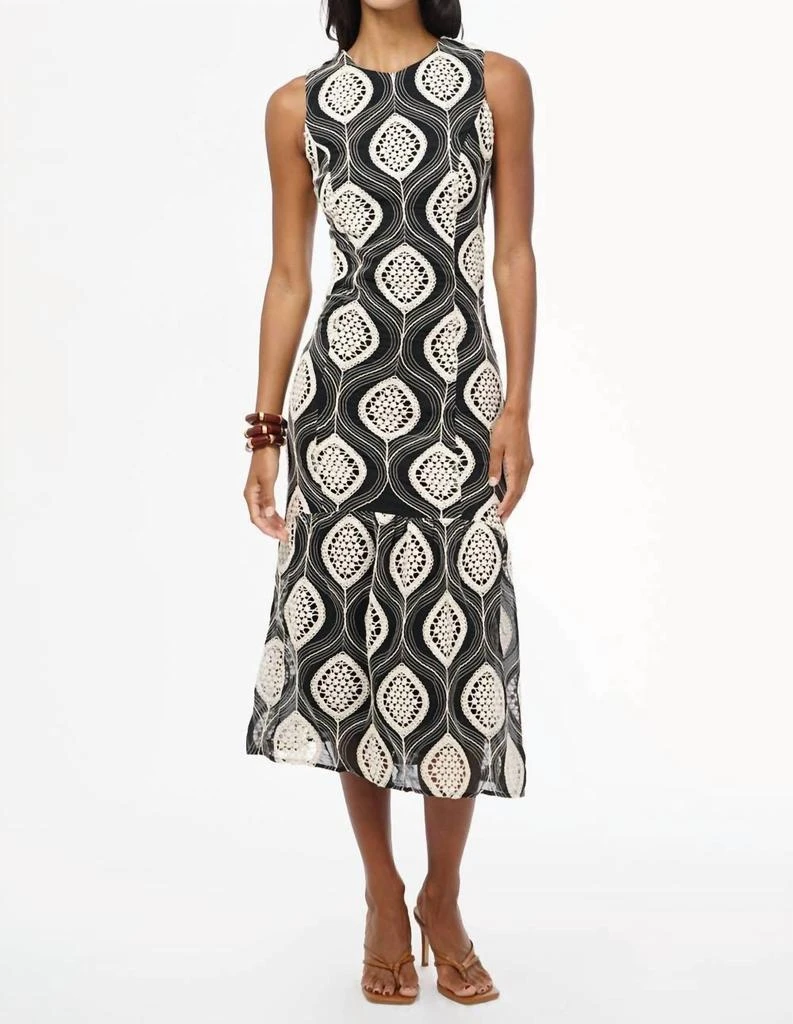 Shop Adelyn Rae - Maja Cotton Crochet Flutter Sleeve Midi Dress on Sale at  BeyondStyle  Get 58% Off Adelyn Rae - Maja Cotton Crochet Flutter Sleeve  Midi Dress with Limited-Time Flash