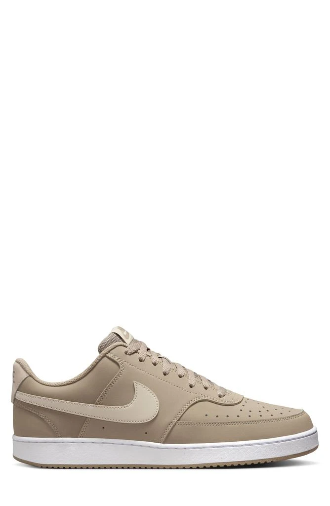 NIKE Court Vision Low Sneaker 3