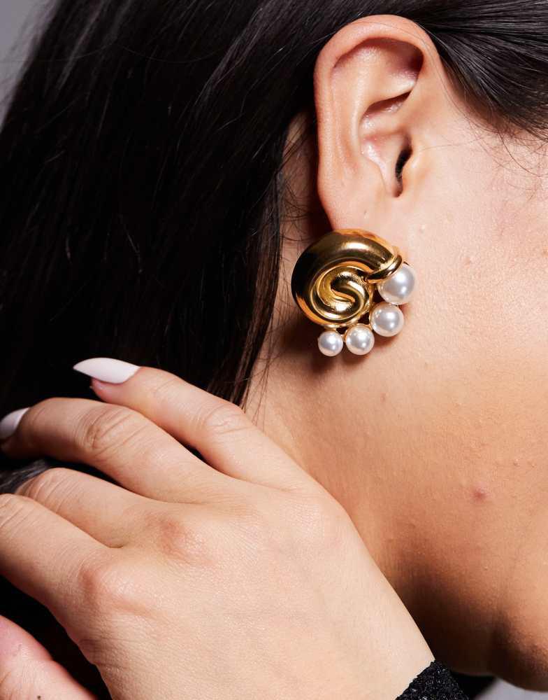 8 Other Reasons 8 Other Reasons swirl chunky earrings with pearl detail in 18k gold plated