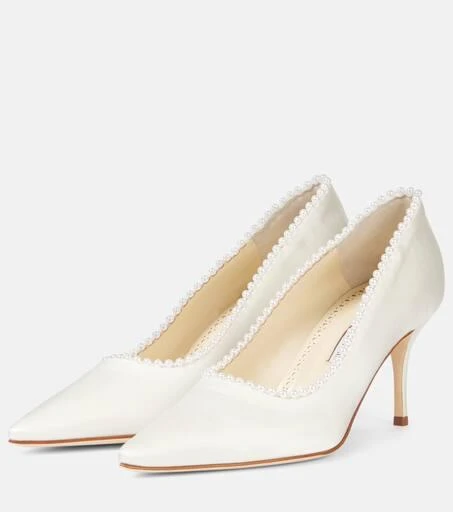 Manolo Blahnik Kifat 70 embellished satin pumps 4