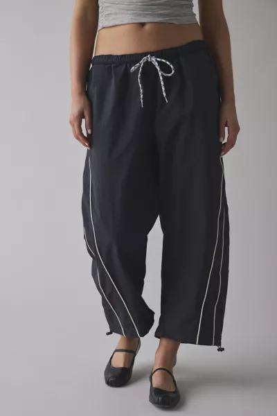 BDG BDG Fast Track Low-Rise Cropped Nylon Pant