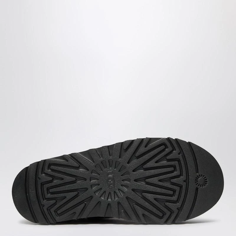 UGG Chelsea boots with black platform 3