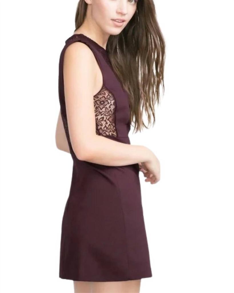 Molly Bracken Molly Bracken - Fitted Lace Panel Dress