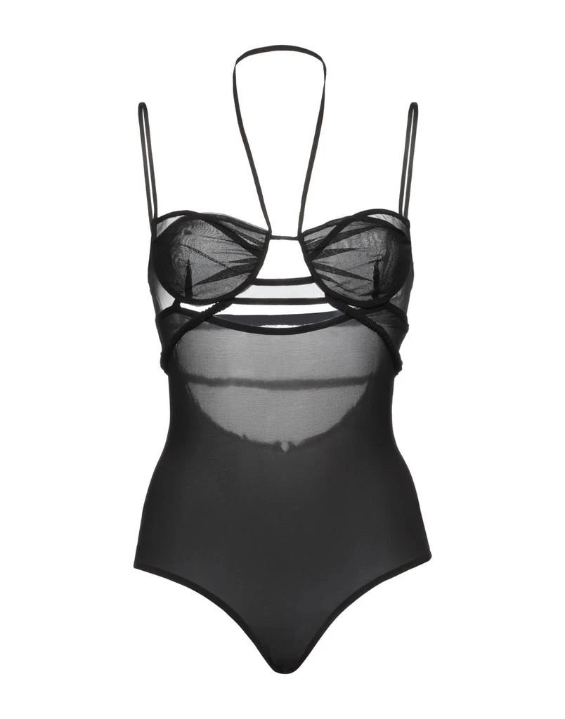 Nensi Dojaka TOPS
TEES 1