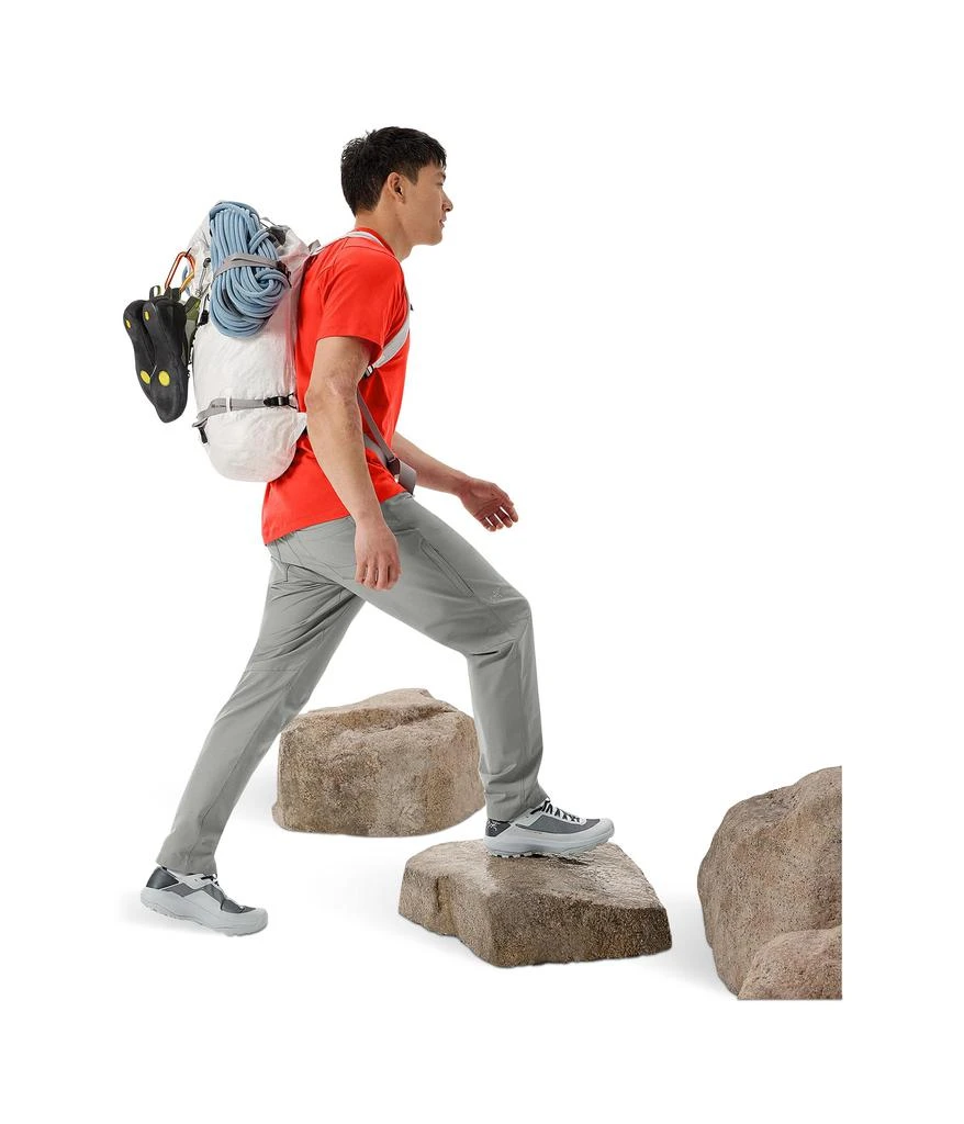 Arc
teryx Kragg SL Cotton Bird Word Short Sleeve 4