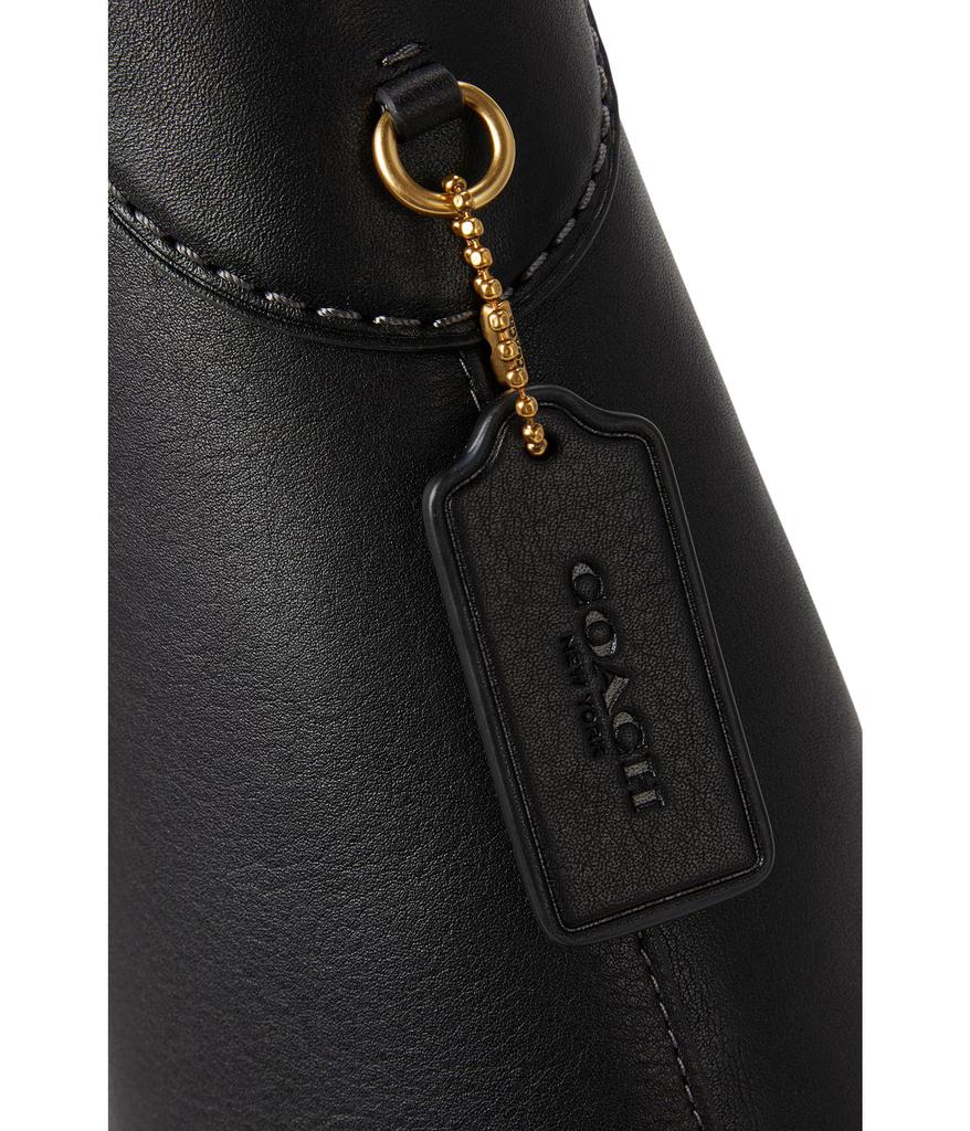 ショルダーバッグ・ポシェット Coach  Black Leather Brooklyn 28 Shoulder Bag Coach Brooklyn Bag 28 in Black | REVOLVE