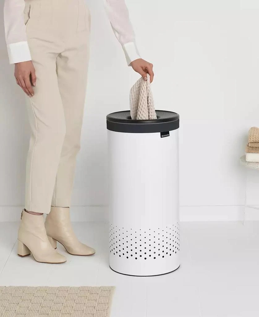 Brabantia 9.2-Gallon Laundry Hamper with Lid 4