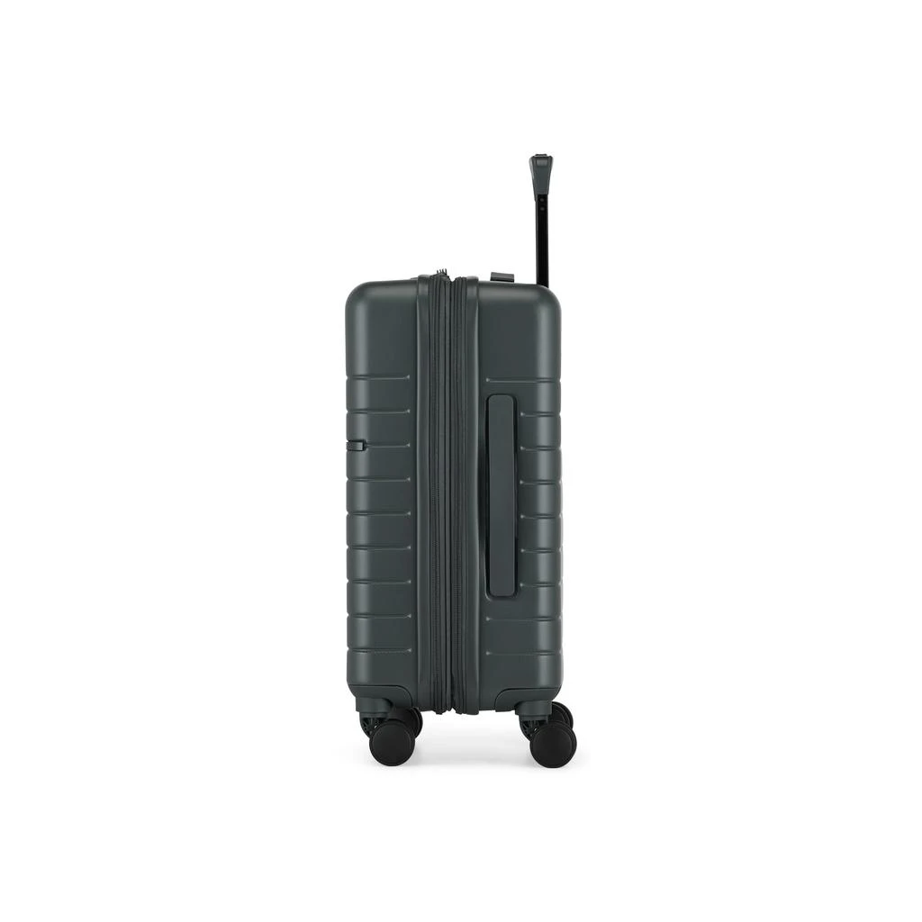 Bugatti Munich Carry-on 3