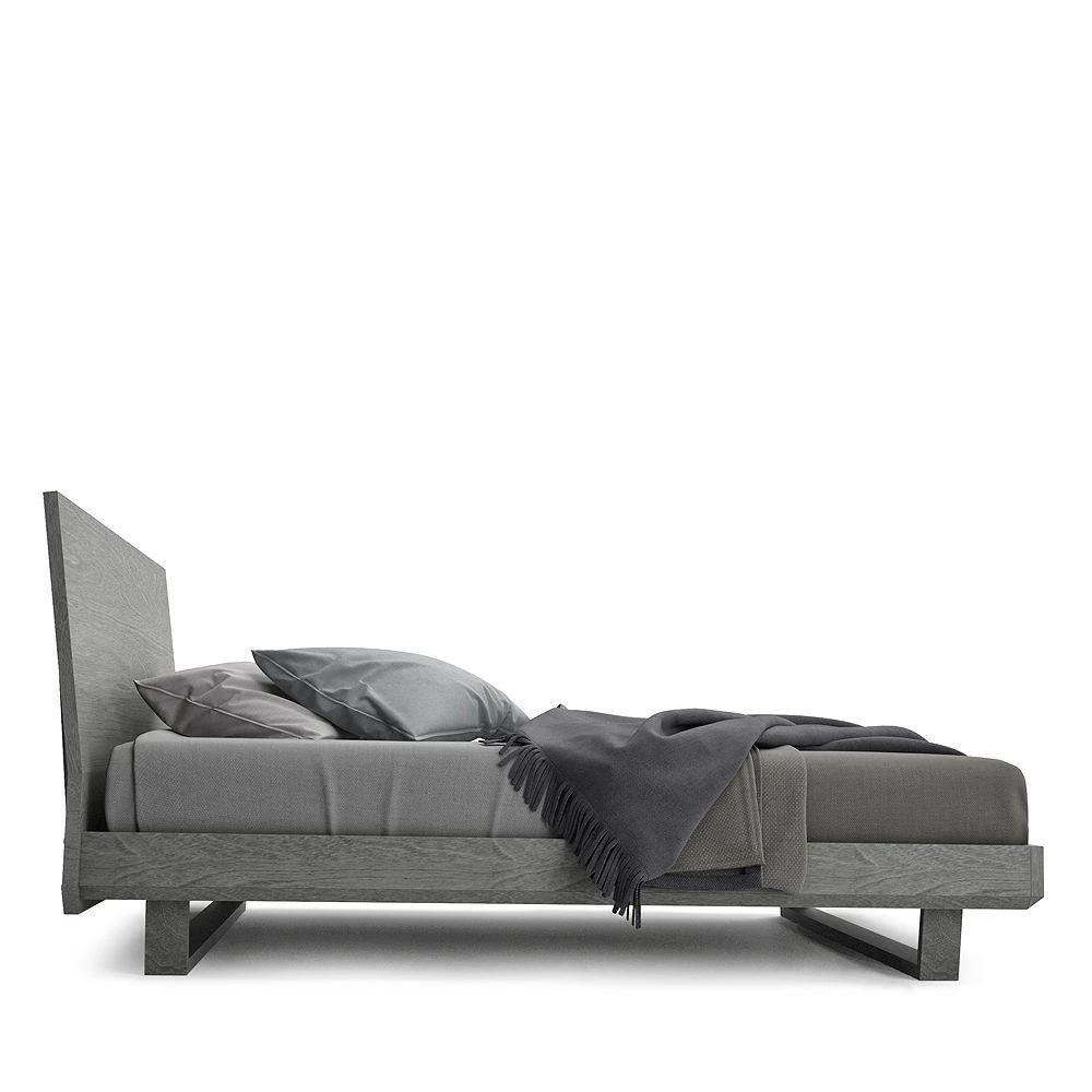 Huppé Clark Queen Bed 5