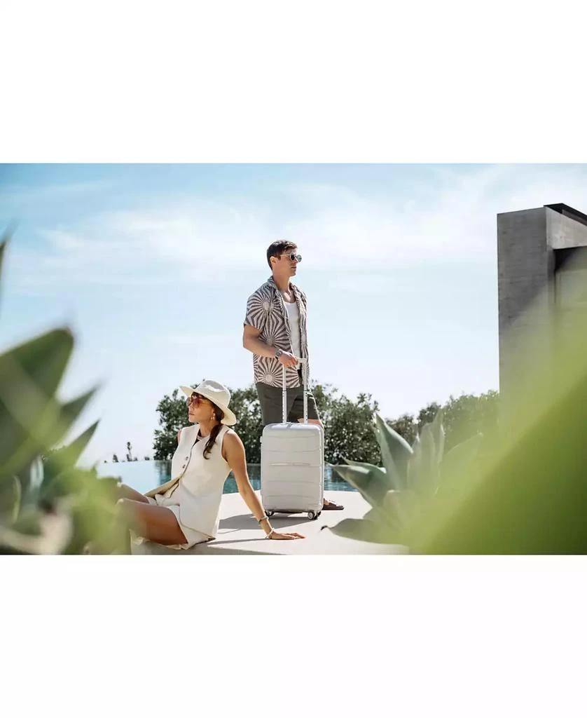Samsonite Outline Pro 20" Hardside Carry-on Spinner 11