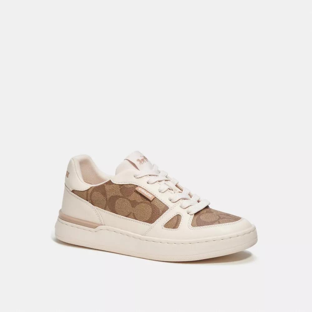【COACH】Clip Court Low Top Sneaker In Signature Canvas COACH® Outlet | Clip Court Low Top Sneaker In Signature Canvas
