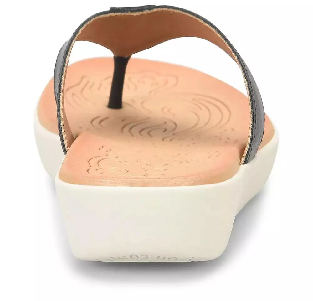 b.o.c. Women's Aimee Slip-On Sandals 3