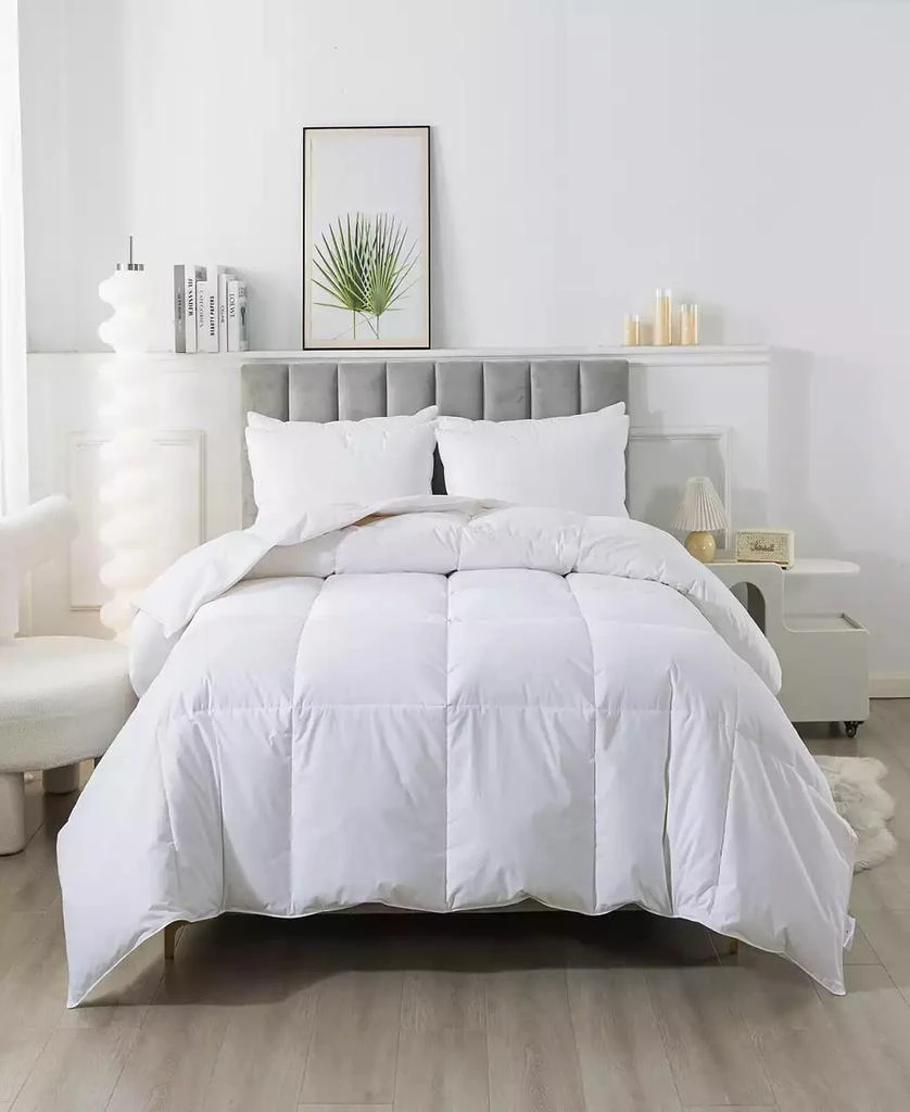 Royal Velvet Light Weight White Goose Nano Down and Feather Blend Comforter 1