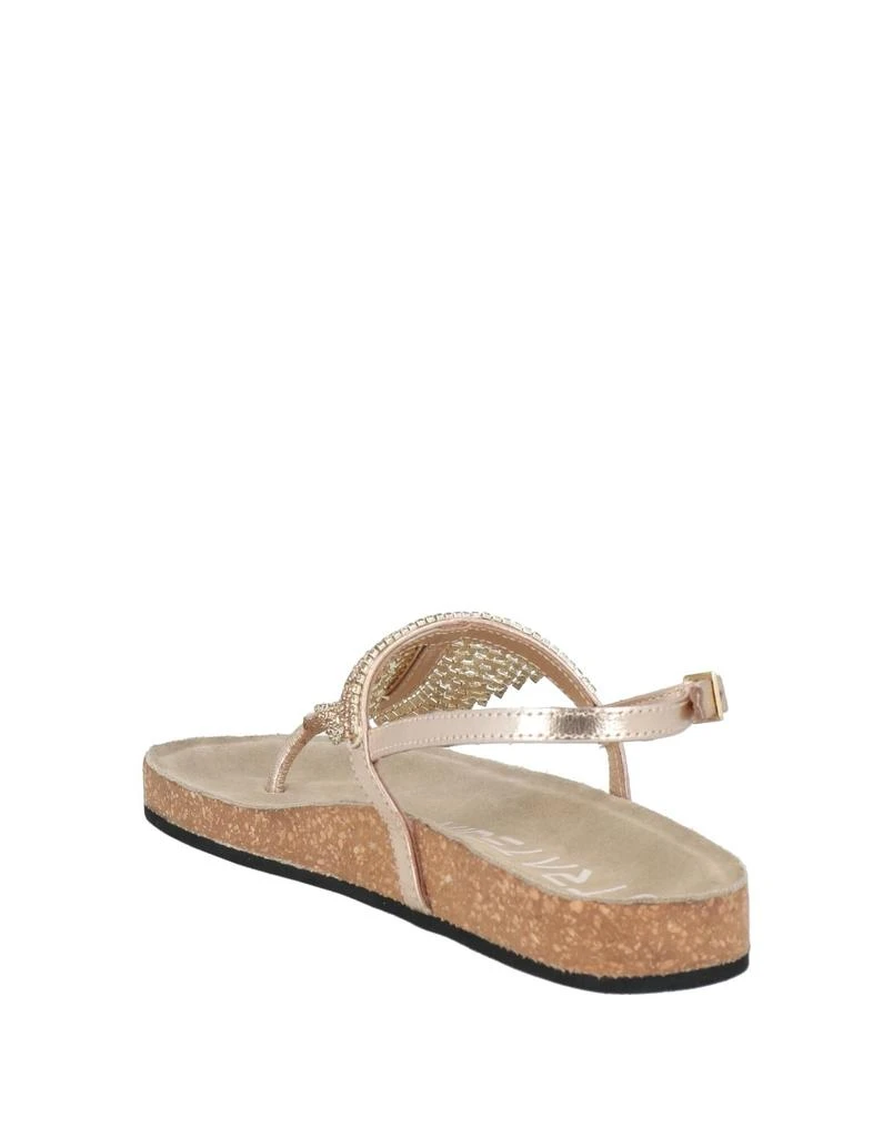 STRATEGIA Flip flops 3