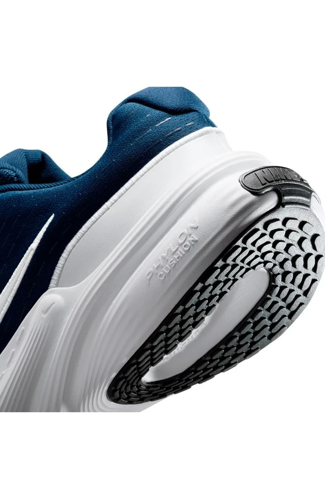 NIKE Uplift SC Sneaker 8