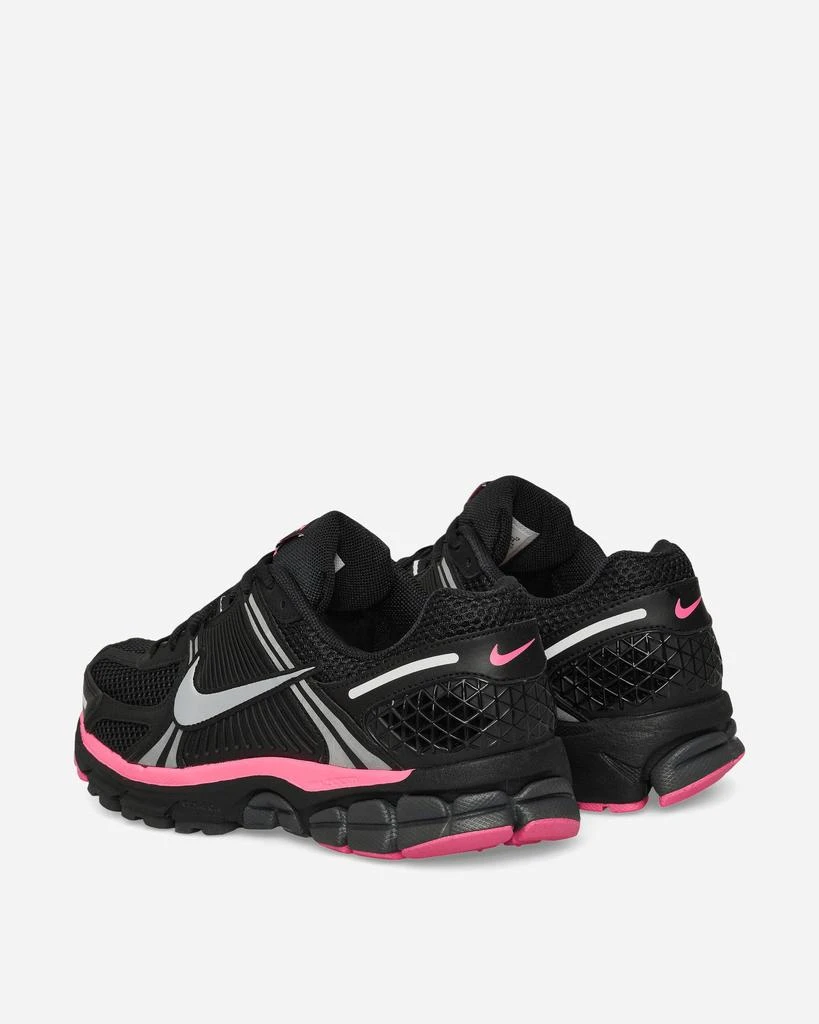 NIKE Zoom Vomero 5 Sneakers Black / Pink Blast 4