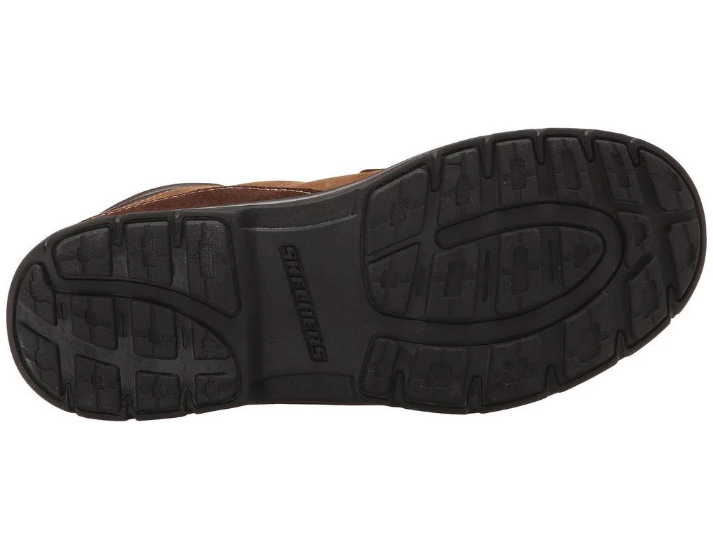 SKECHERS Relaxed Fit Segment - Melego 3