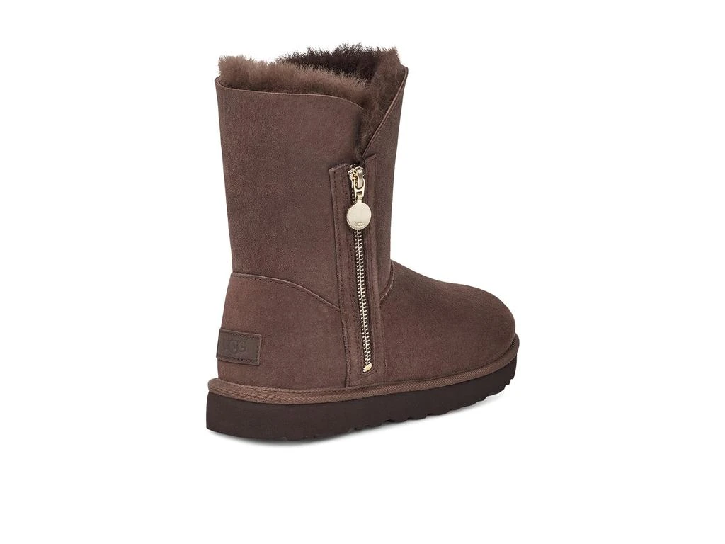 UGG Bailey Zip Short 5