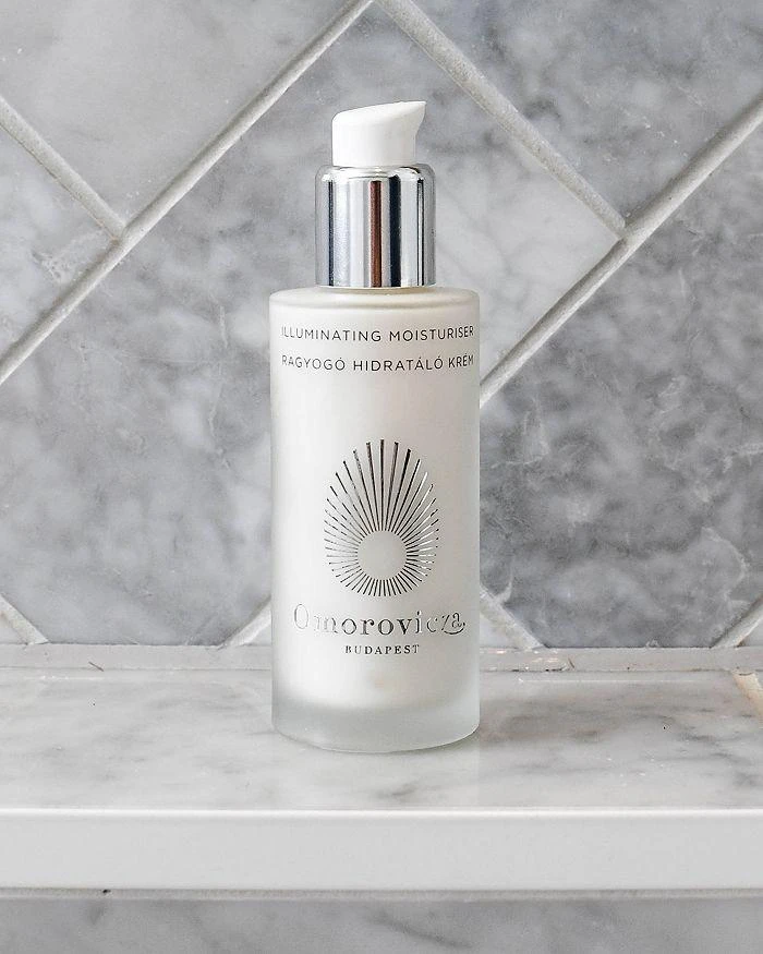 Omorovicza Illuminating Moisturizer 5